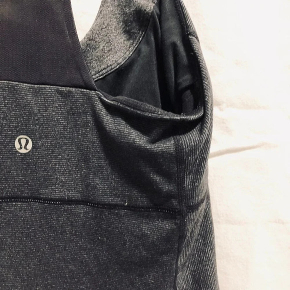 Lululemon Size 4 Scoop Neck Bra Back Tank Top - Picture 10 of 16